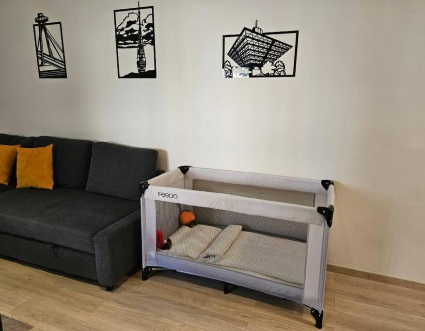 Lovely & Unique Apt In The Historic Center. Братислава Екстер'єр фото